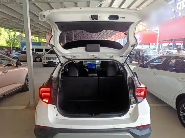 Toyota YARiS L Zhi Xuan — Фото автомобиля 18