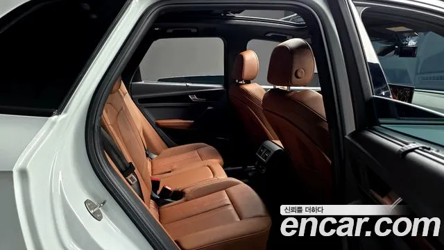 Audi Q5 FY — Фото автомобиля 18