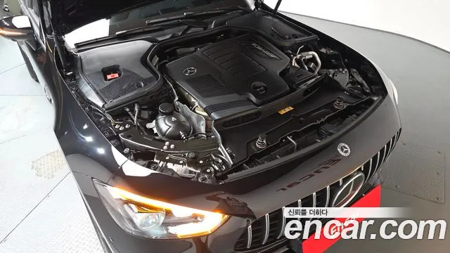 Mercedes-Benz AMG GT 4 двери 43 4MATIC+ — Фото автомобиля 4