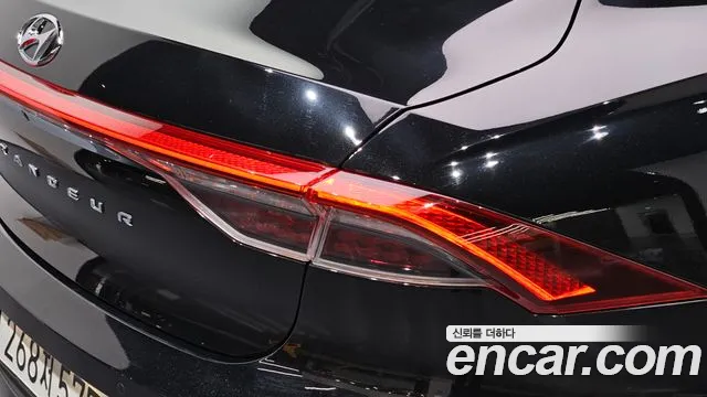 Hyundai Grandeur Grandeur (New) — Фото автомобиля 8