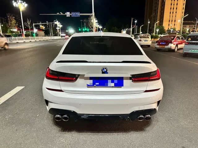 BMW 3 Series — Фото автомобиля 4