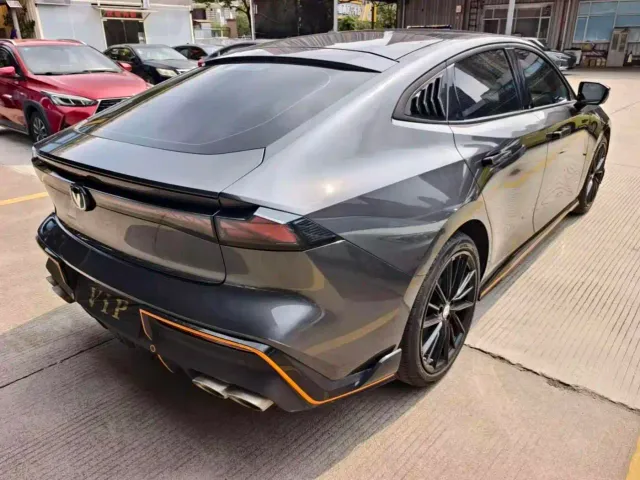 Changan Changan UNI-V 2022 1.5T Sport Edition — Фото автомобиля 4