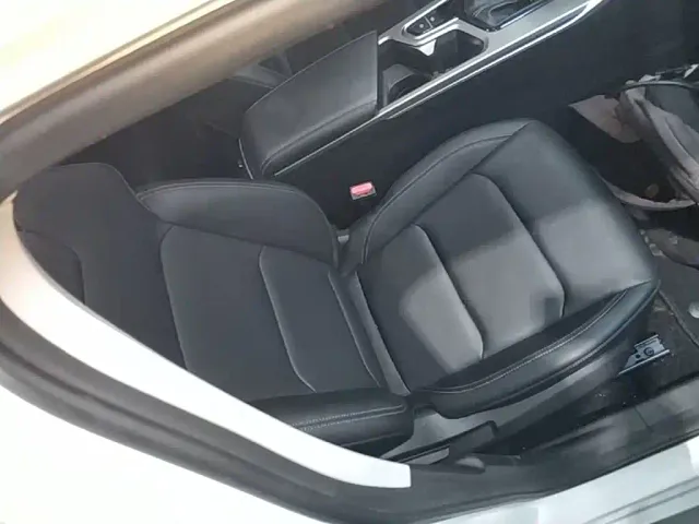Geely Emgrand — Фото автомобиля 24