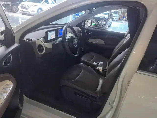 Wuling Bingo — Фото автомобиля 15