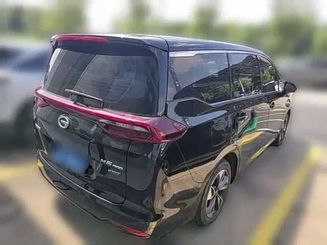 GAC Trumpchi M6 — Фото автомобиля 9