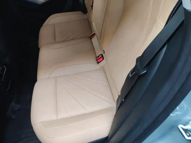 Geely Boyue L — Фото автомобиля 16