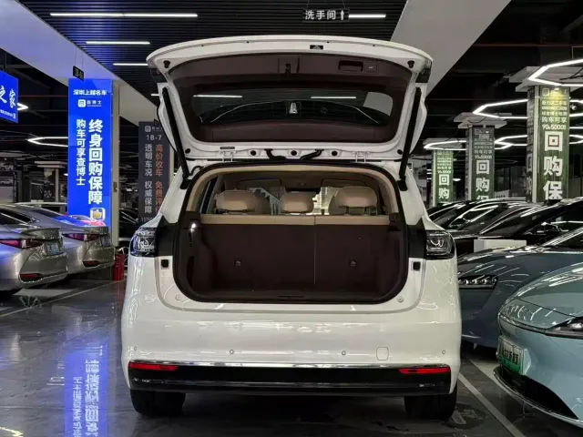 Shangjie SUV — Фото автомобиля 16
