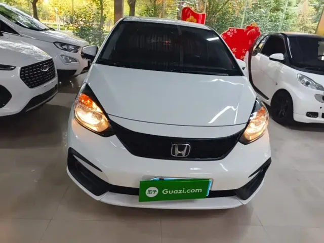 Honda Fit — Фото автомобиля 2