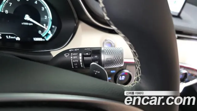 Genesis GV70 — Фото автомобиля 27
