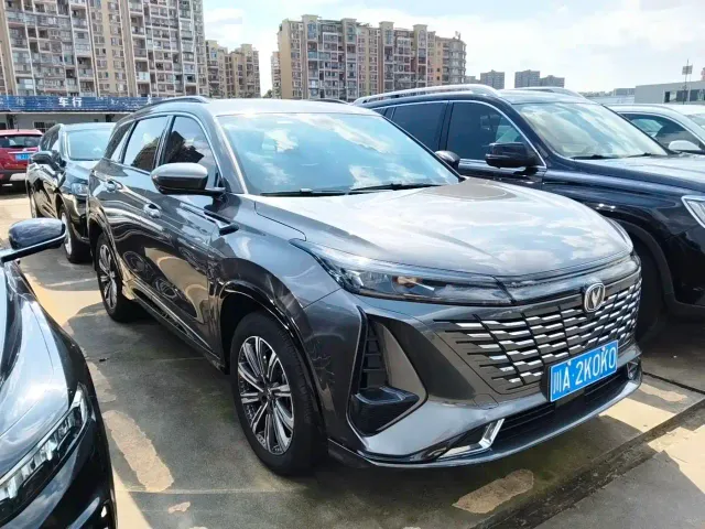 Changan CS75 Plus — Фото автомобиля 3