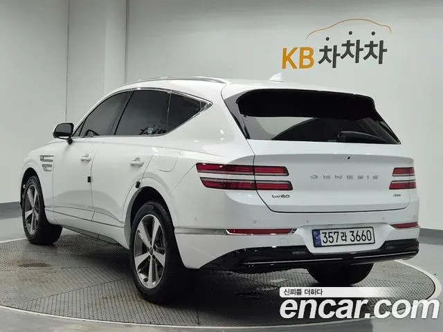 Genesis GV80 — Фото автомобиля 2