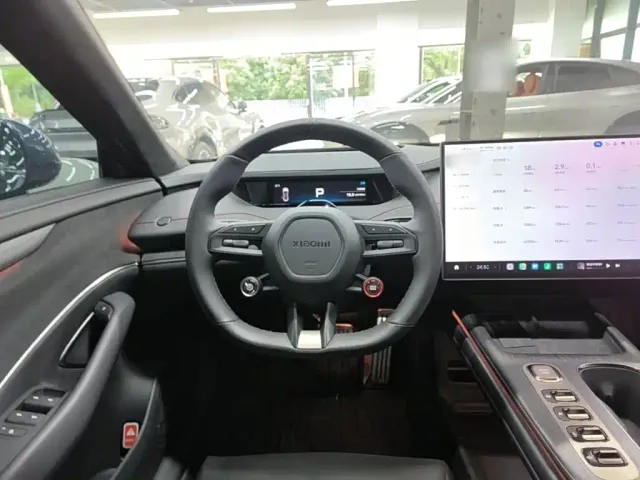 Xiaomi SU7 — Фото автомобиля 10