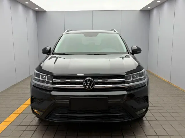Volkswagen Tharu — Фото автомобиля 2