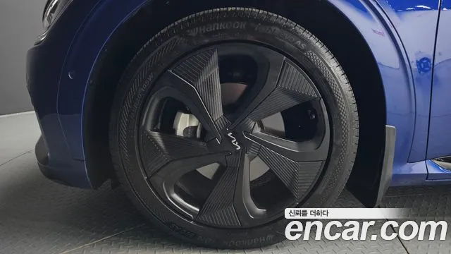 Kia EV6 — Фото автомобиля 4