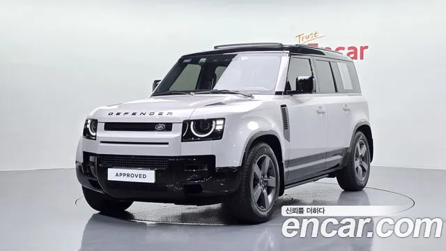Фотография автомобиля — Land Rover Defender L663