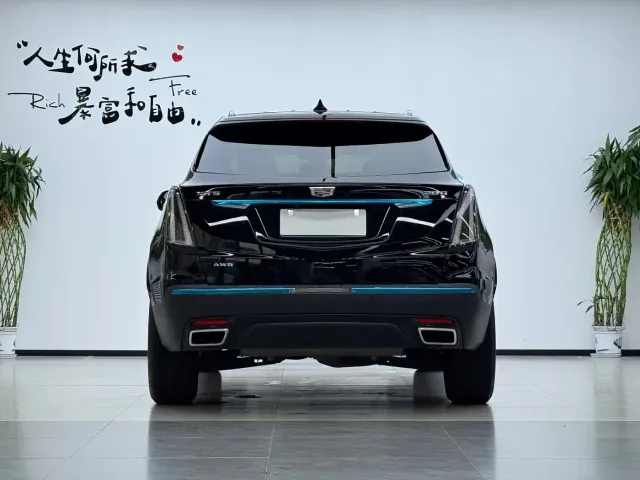 Cadillac XT5 — Фото автомобиля 18