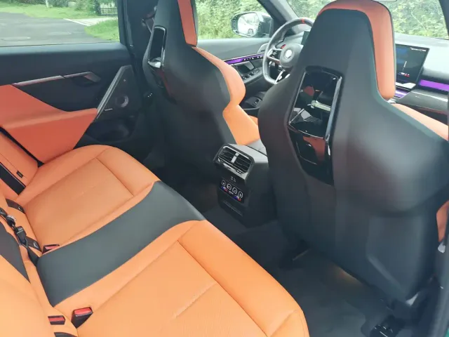 BMW M5 — Фото автомобиля 19