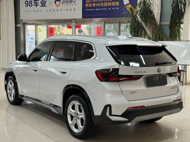 BMW X1 — Фото автомобиля 6