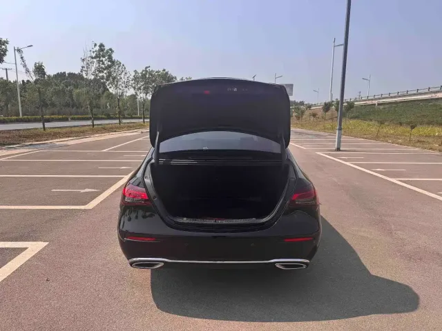 Mercedes-Benz Mercedes-Benz E-Class 2023 E 300 L Fashion — Фото автомобиля 9