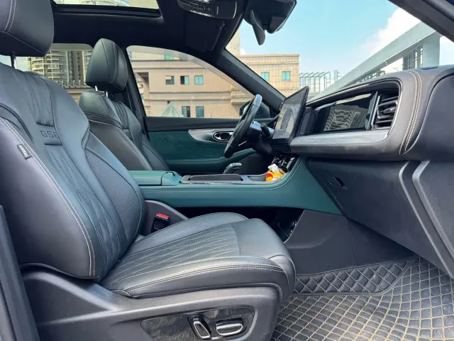 GAC Trumpchi GS8 — Фото автомобиля 14