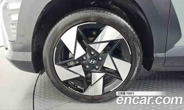 Hyundai Kona SX2 — Фото автомобиля 5