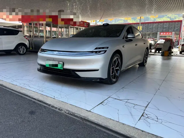 Фотография автомобиля — Changan Qiyuan A06