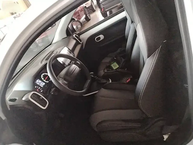 Roewe Clever — Фото автомобиля 14