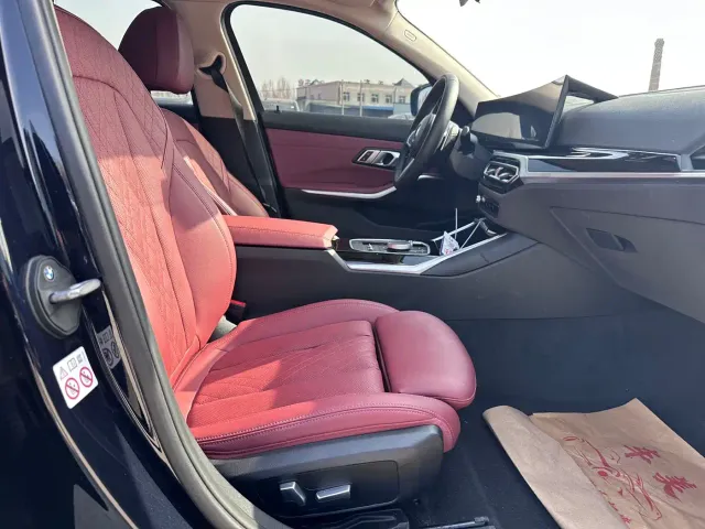 BMW 3 Series — Фото автомобиля 14