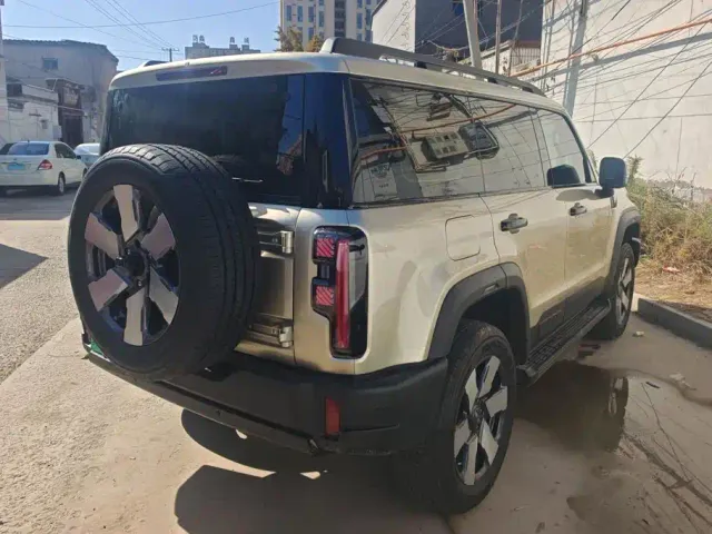 BAIC BJ40 — Фото автомобиля 3