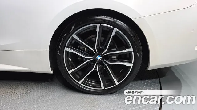 BMW 4 Series G22 — Фото автомобиля 6