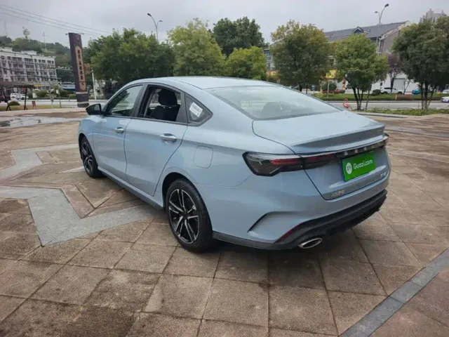 Geely Binrui — Фото автомобиля 4