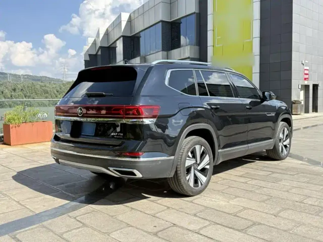 Volkswagen Teramont — Фото автомобиля 12