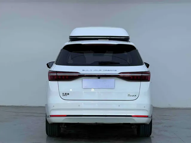 BYD Song MAX — Фото автомобиля 8