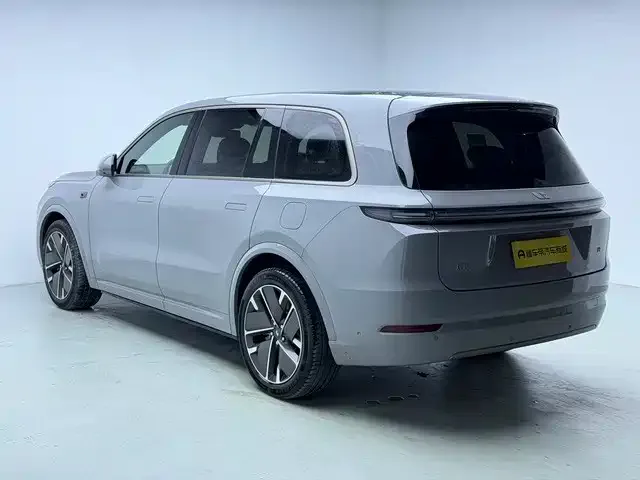 Li Auto L9 — Фото автомобиля 7