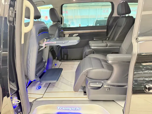 GAC Trumpchi M8 — Фото автомобиля 7