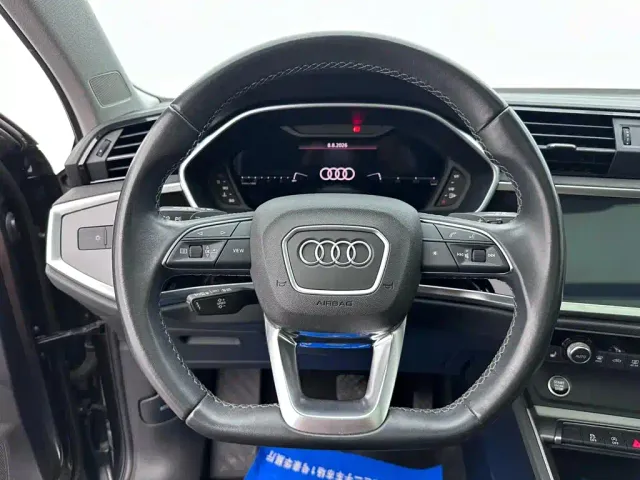 Audi Q3 — Фото автомобиля 15