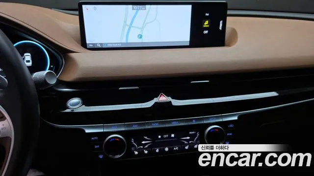 Genesis G80 RG3 — Фото автомобиля 15