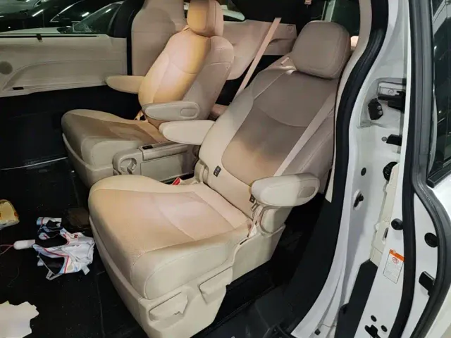 Toyota Granvia — Фото автомобиля 16