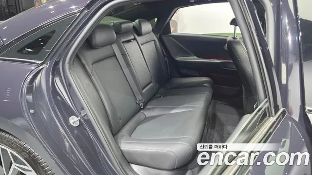 Hyundai Ioniq6 — Фото автомобиля 12