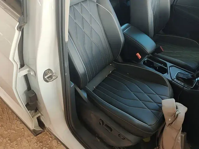 Volkswagen Tiguan L — Фото автомобиля 24