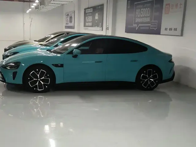 Xiaomi SU7 — Фото автомобиля 13
