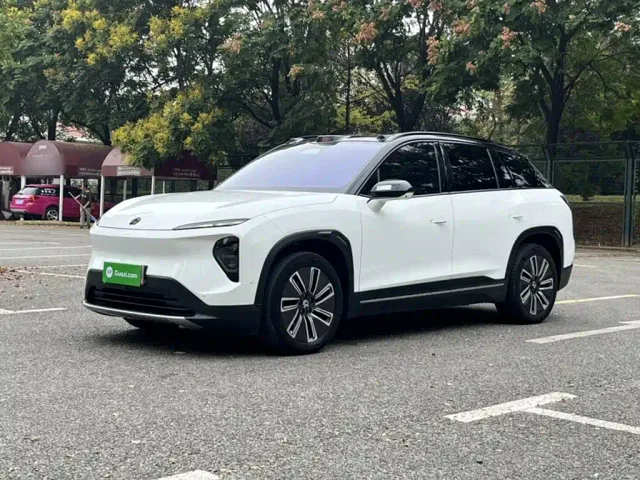 Фотография автомобиля — Nio ES7