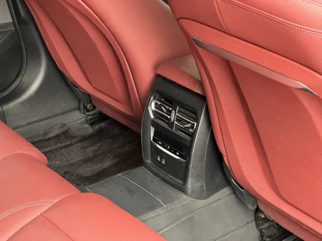BMW i3 — Фото автомобиля 20
