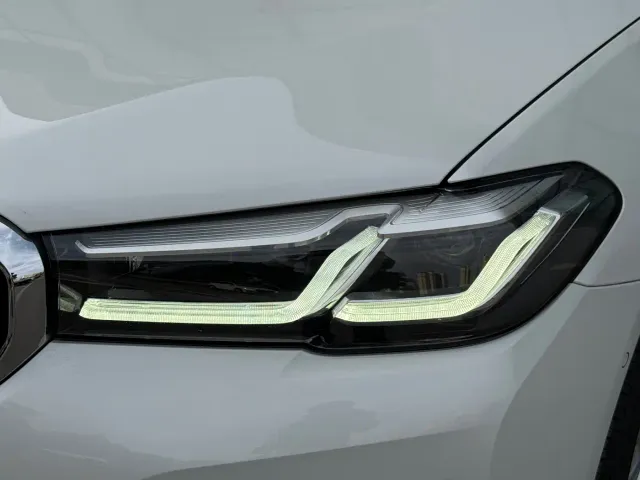 BMW 5 Series — Фото автомобиля 20