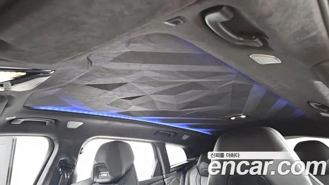 BMW XM — Фото автомобиля 17