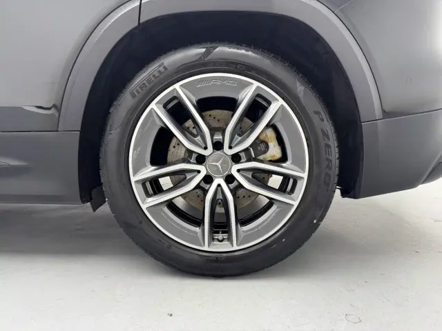Mercedes-Benz GLB AMG — Фото автомобиля 11