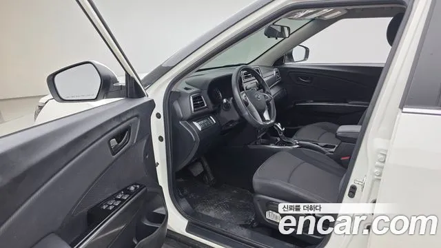 KG_Mobility_Ssangyong TIBOLI Very New Tivoli Бензин 1.5 2WD — Фото автомобиля 10