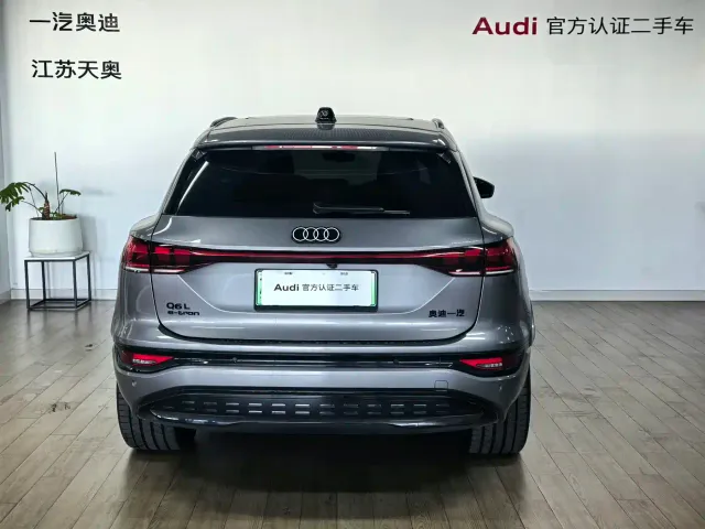 Audi Q6L e-tron — Фото автомобиля 5