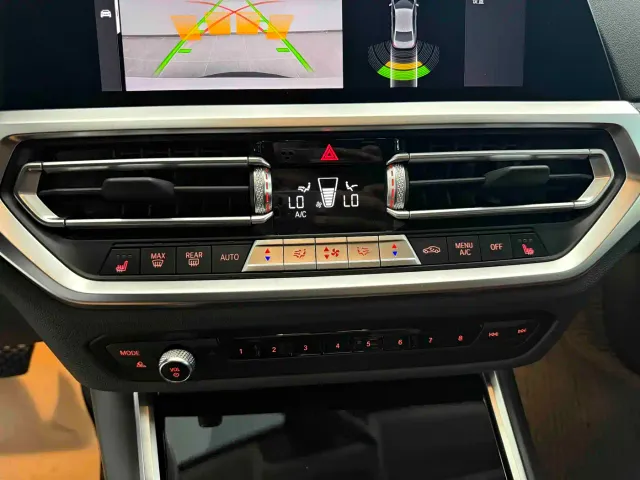 BMW 3 Series — Фото автомобиля 13
