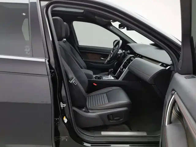 Land Rover Discovery Sport — Фото автомобиля 23